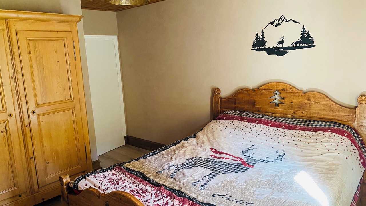 Photo of Bedroom in Battenans-Varin