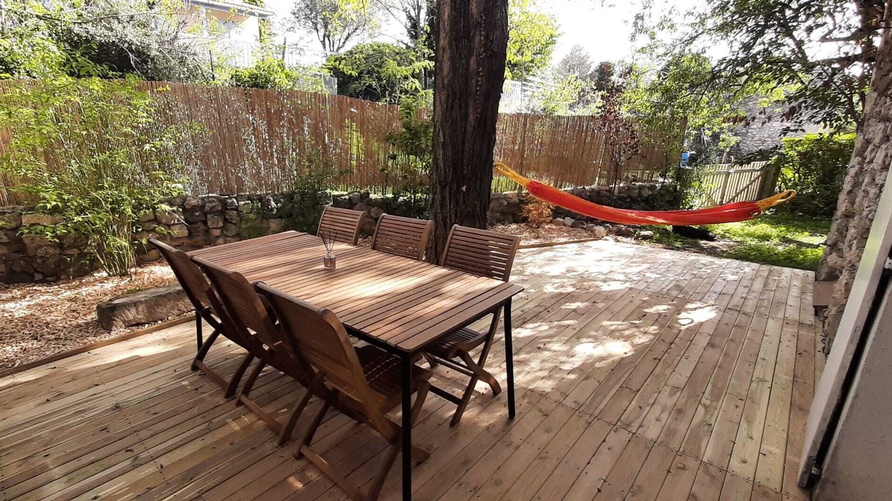 Photo of Outdoor in Reauville