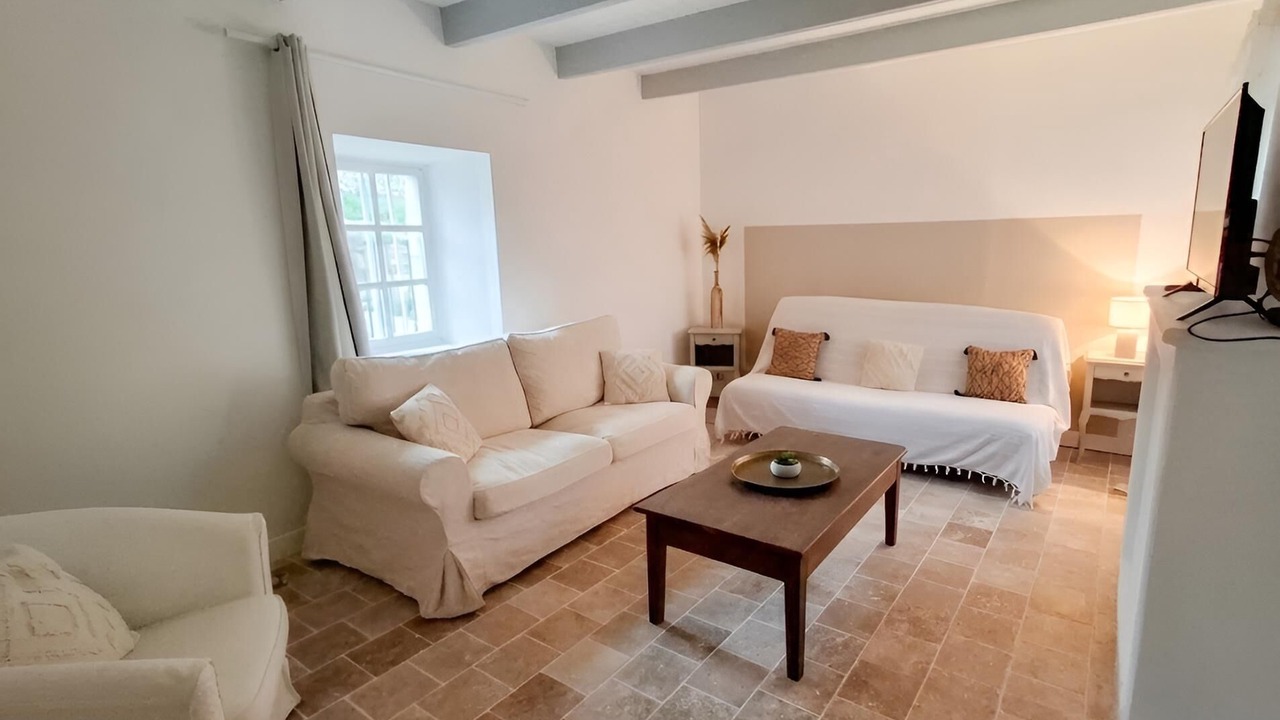 Photo of Livingroom in Reauville