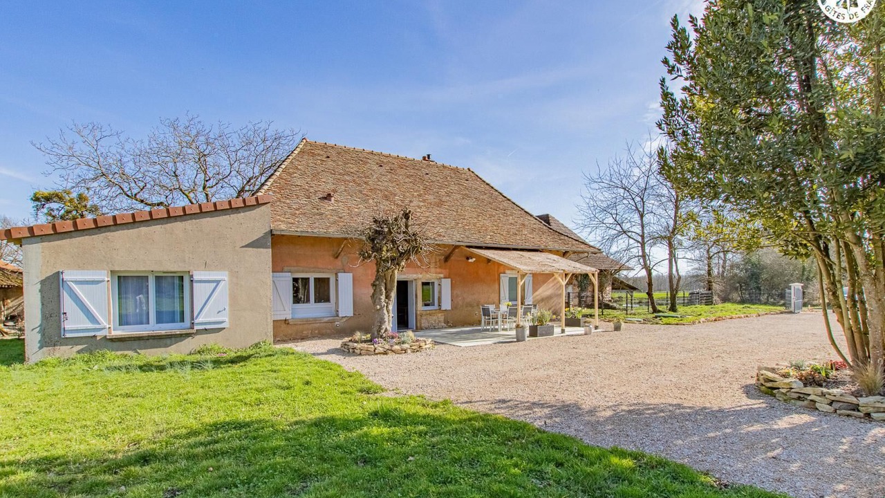 Photo of Outdoor in Saint-Vincent-en-Bresse