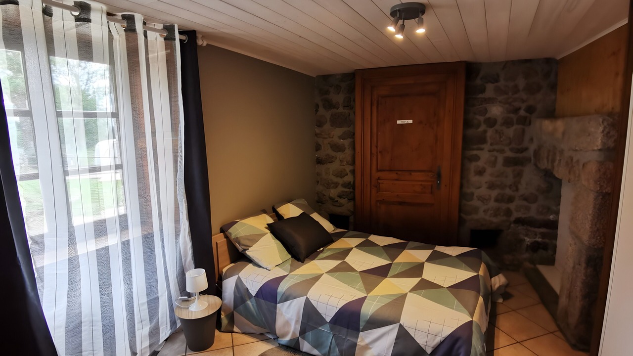 Photo of Bedroom in Grazac