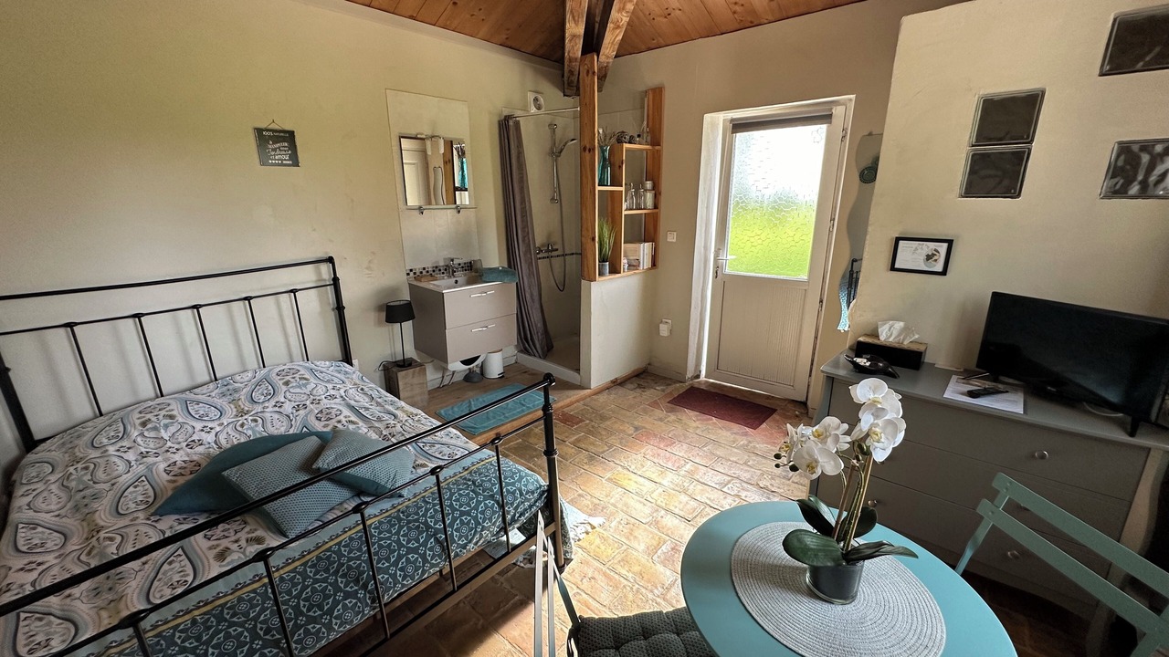 Photo of Bedroom in Chateauneuf-du-Rhone