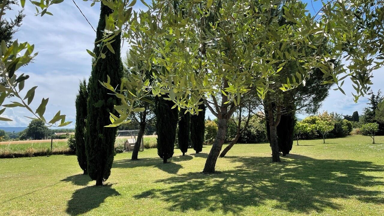 Photo of Outdoor in Chateauneuf-du-Rhone