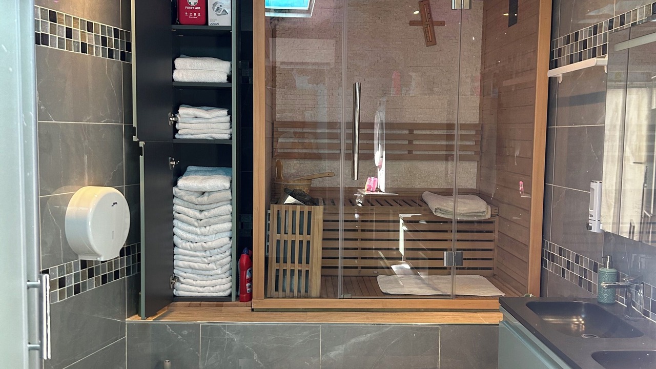 Photo of Bathroom in Villemoisson-sur-Orge