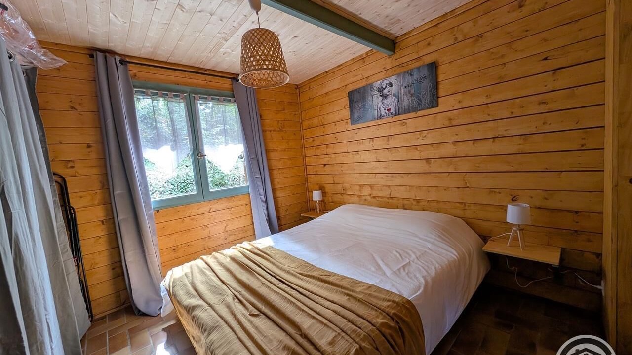 Photo of Bedroom in Meaux-la-Montagne