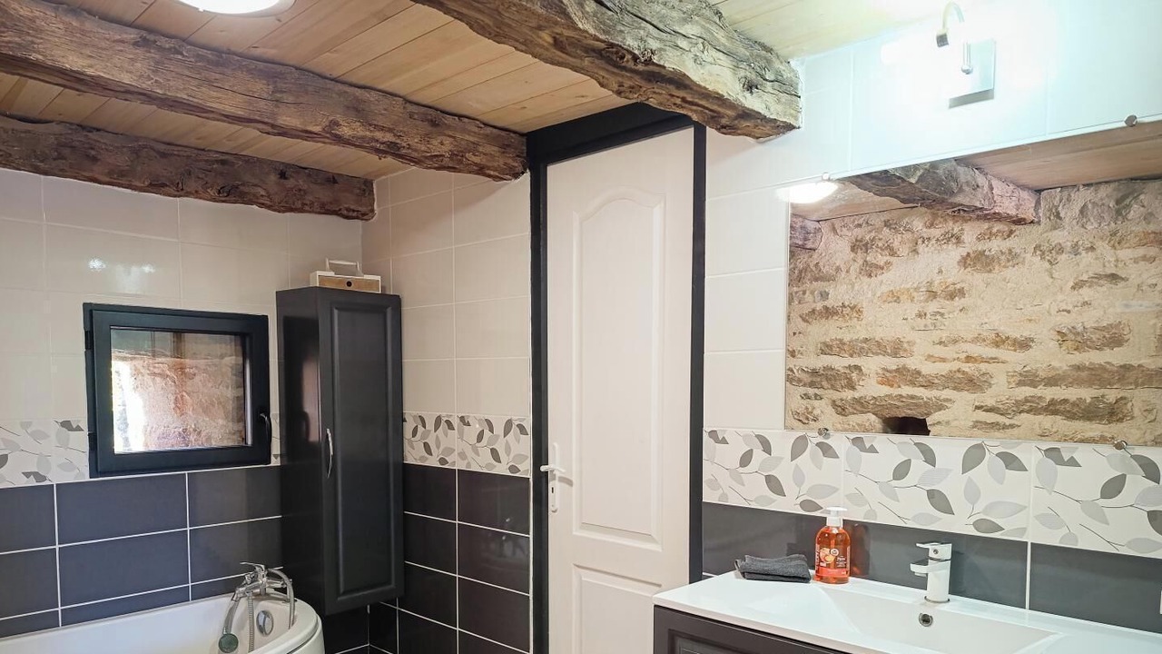 Photo of Bathroom in Faycelles