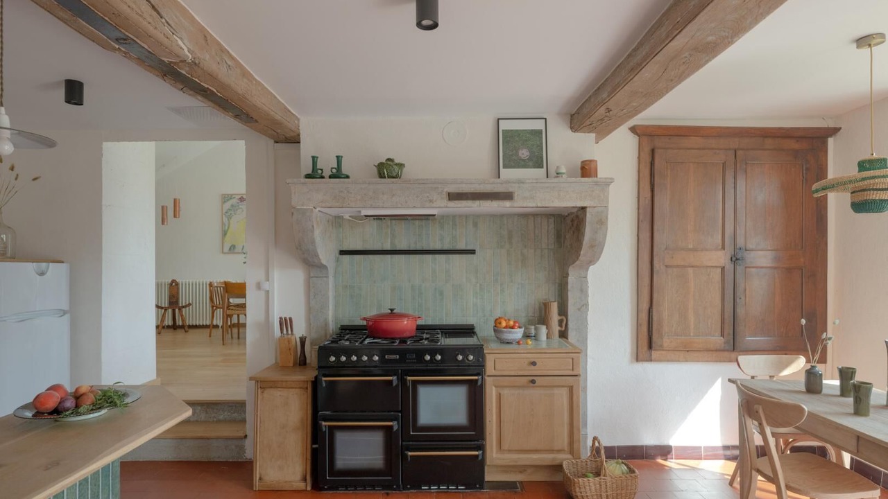 Photo of Kitchen in Saint-Julien-de-Civry