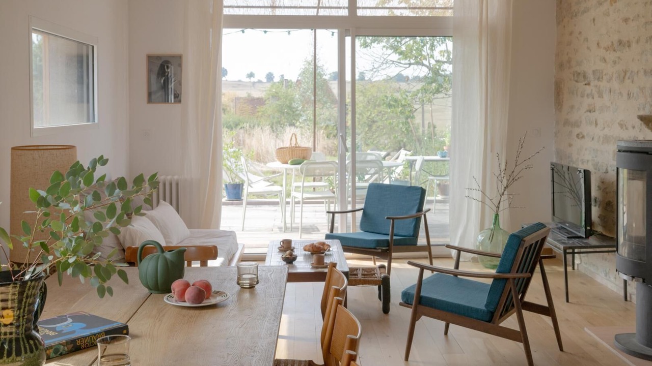 Photo of Livingroom in Saint-Julien-de-Civry