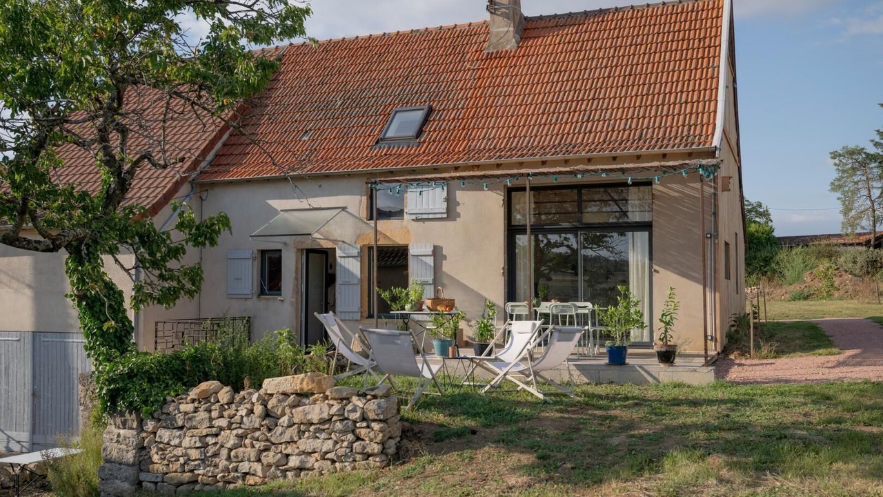Photo of Outdoor in Saint-Julien-de-Civry