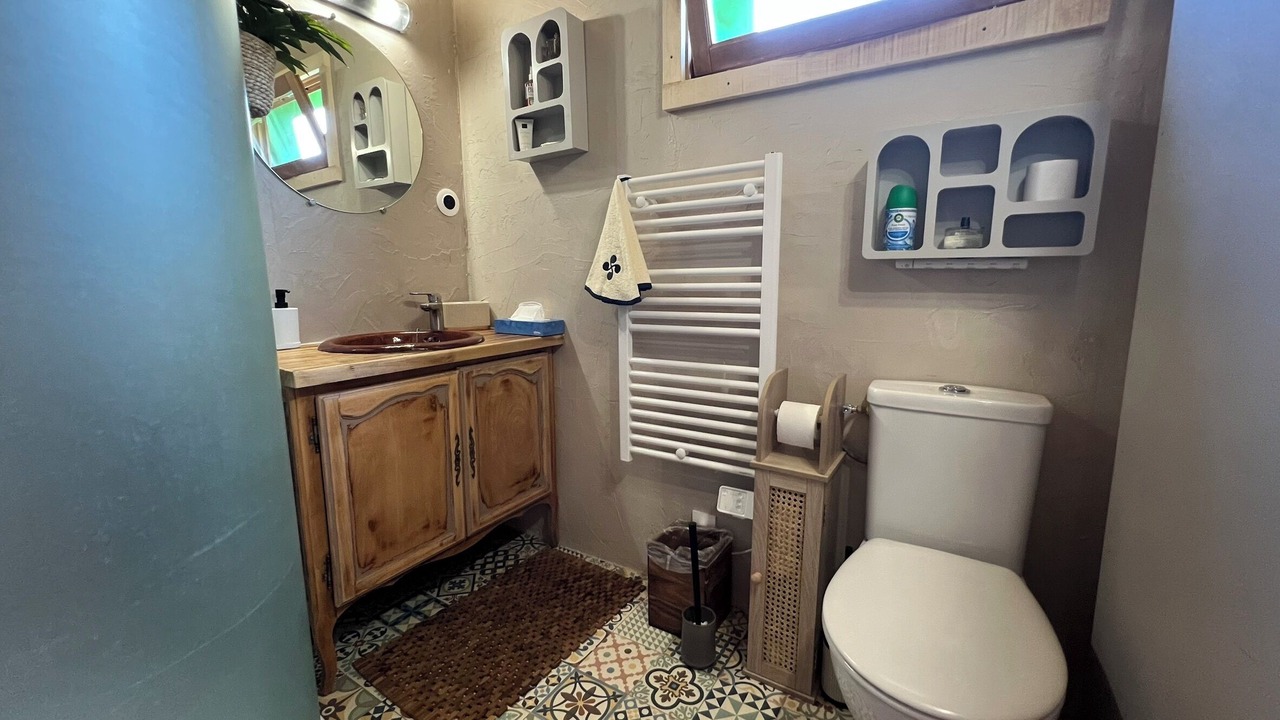 Photo of Bathroom in La Roque-sur-Pernes