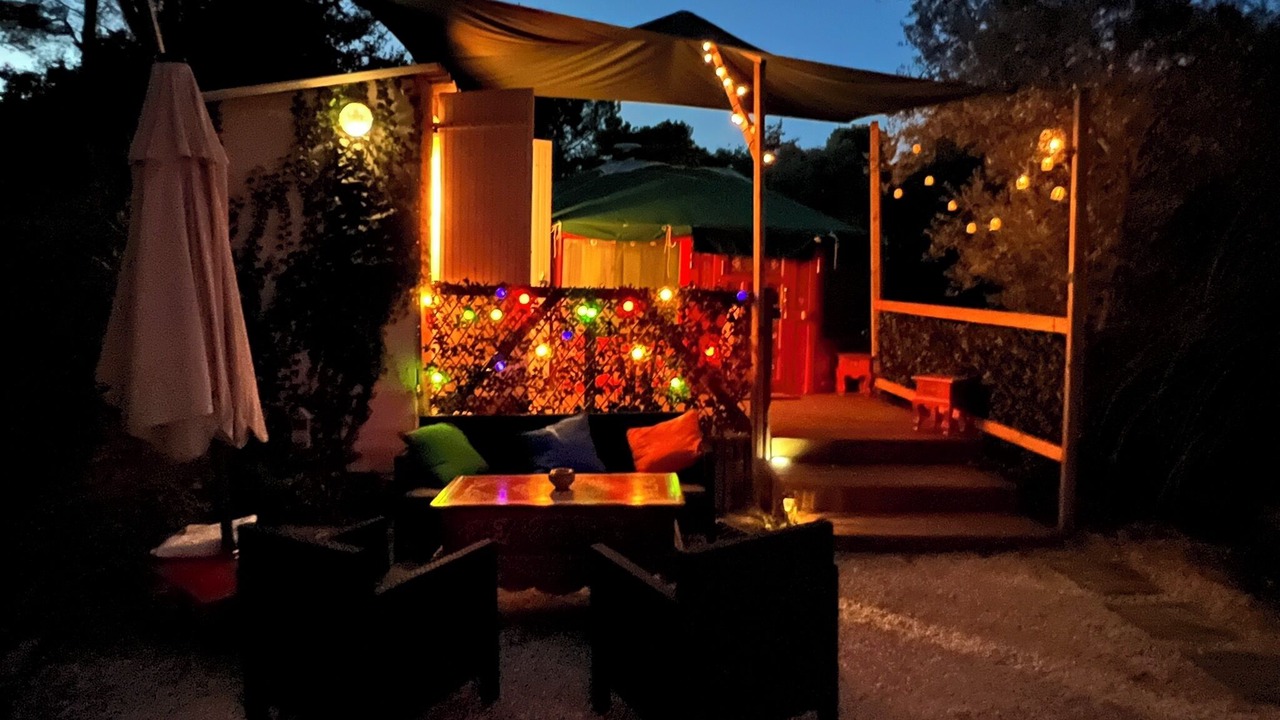 Photo of Patio Balcony in La Roque-sur-Pernes
