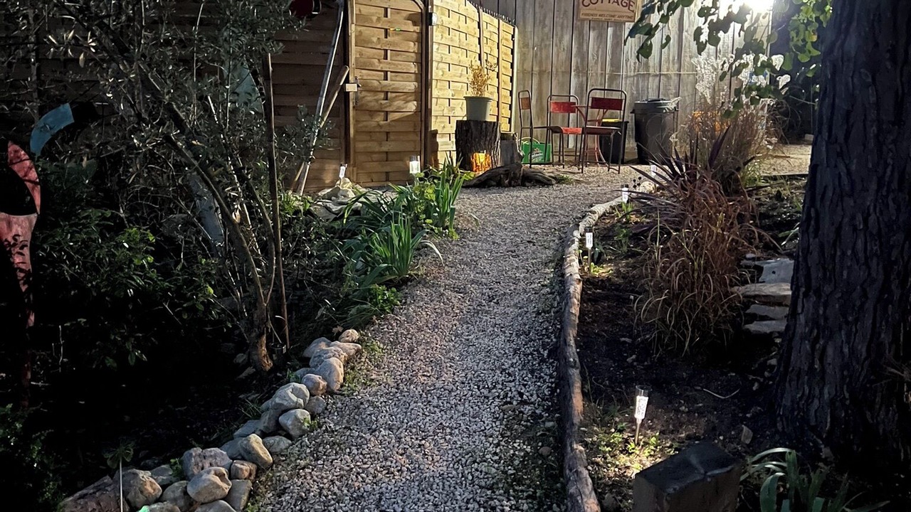 Photo of Outdoor in La Roque-sur-Pernes