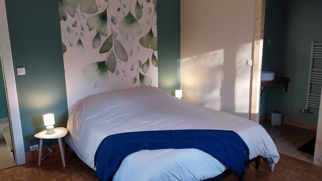 Photo of Bedroom in Hadol