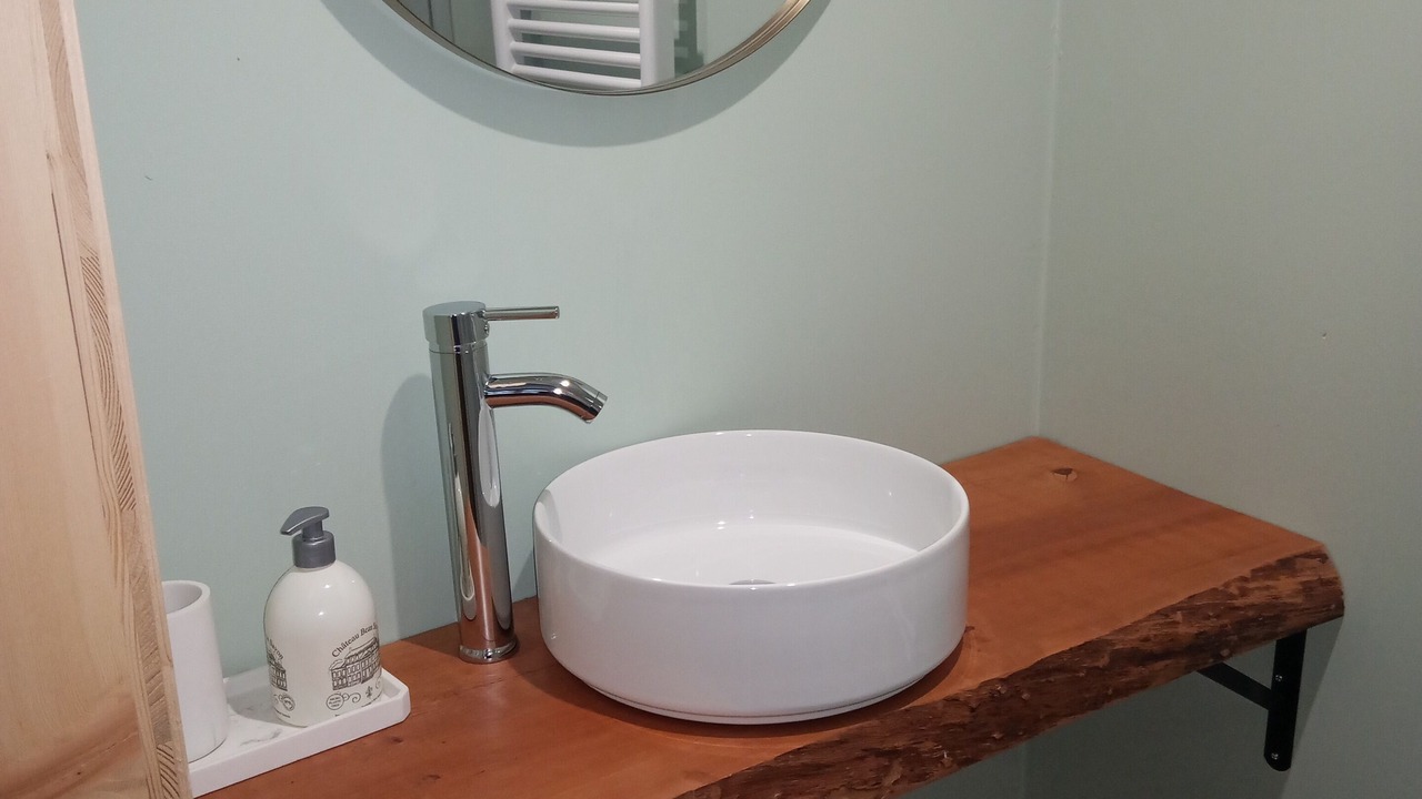 Photo of Bathroom in Hadol