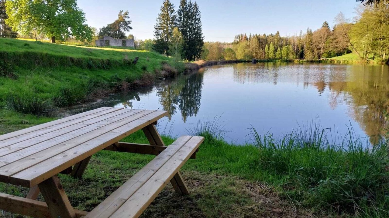 Photo of Outdoor in Hadol