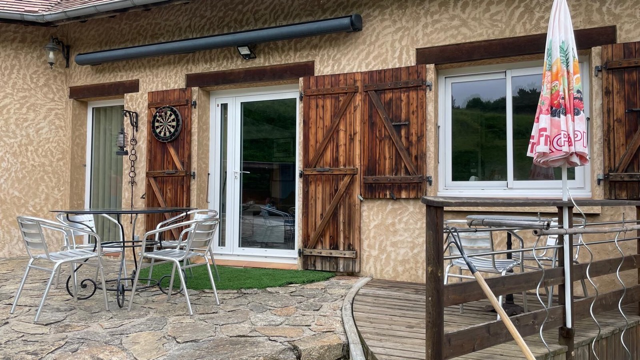 Photo of Outdoor in Montjuzet
