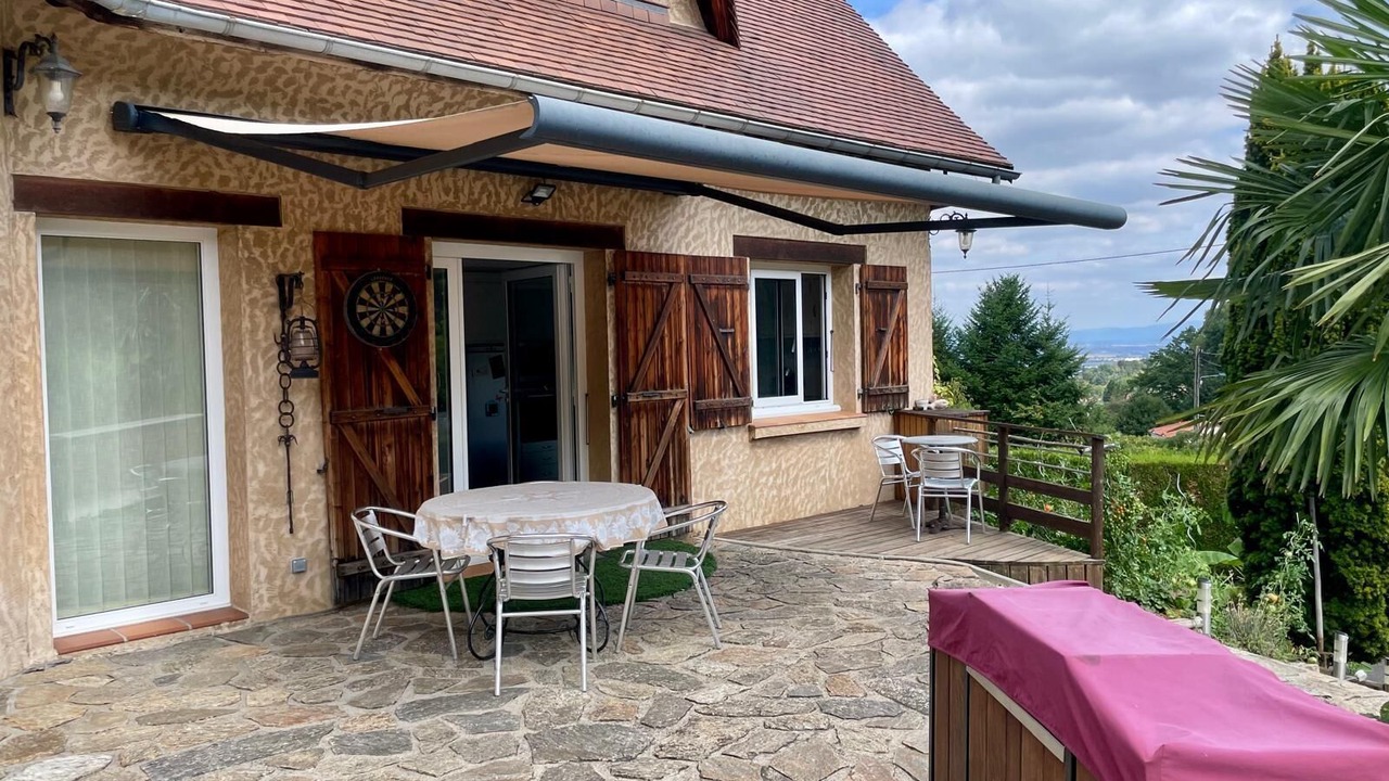 Photo of Outdoor in Montjuzet