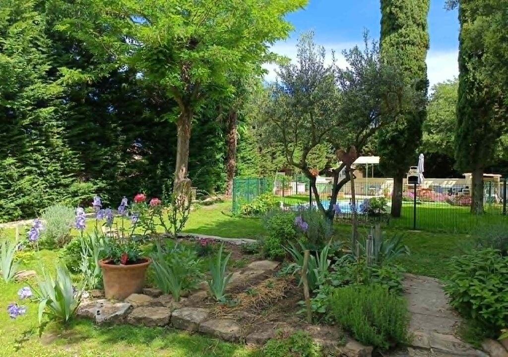 Photo of Outdoor in Aubignan