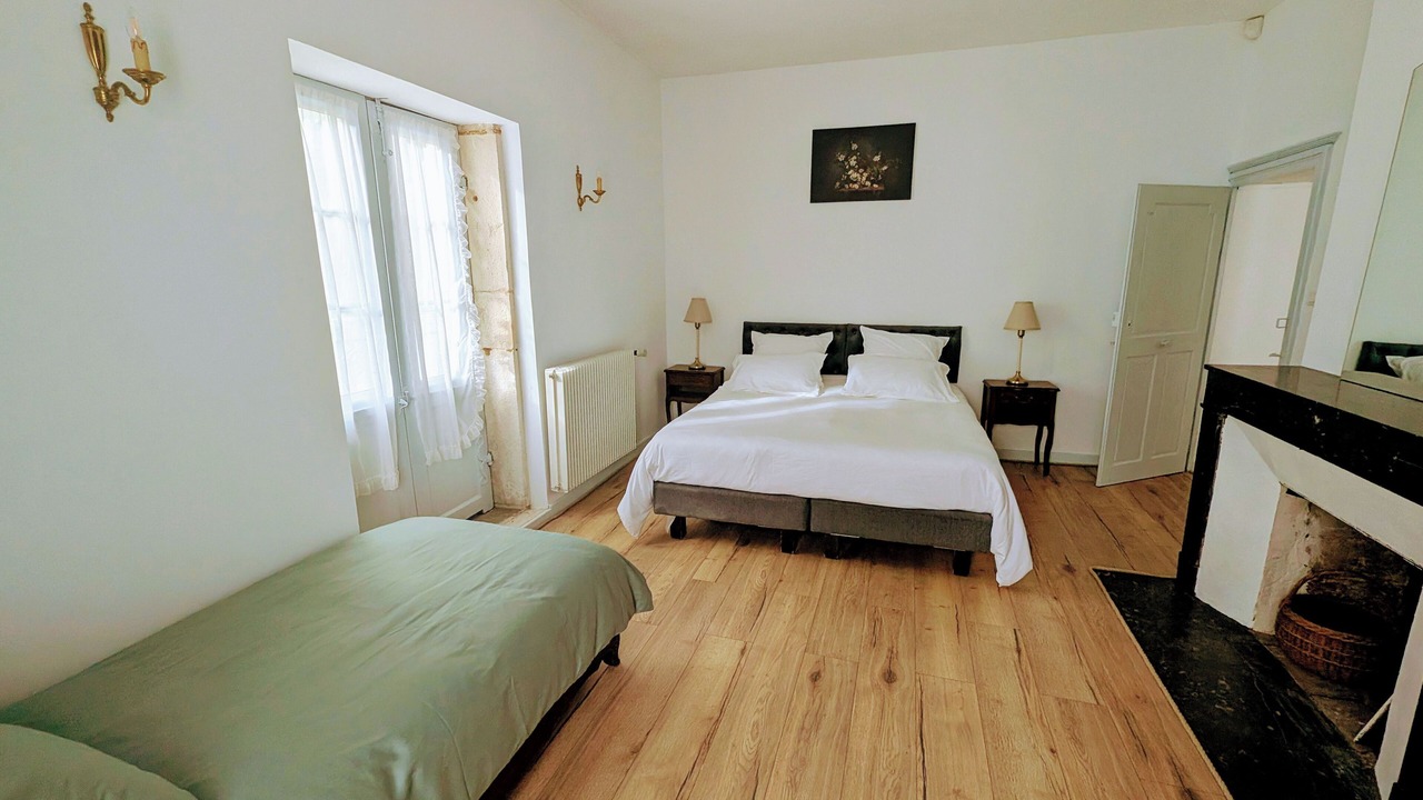 Photo of Bedroom in Saint-Etienne-en-Bresse