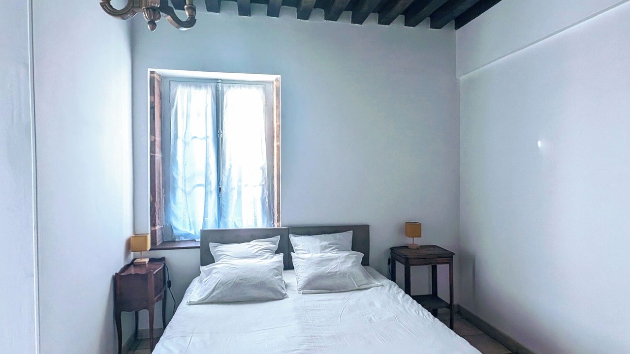 Photo of Bedroom in Saint-Etienne-en-Bresse