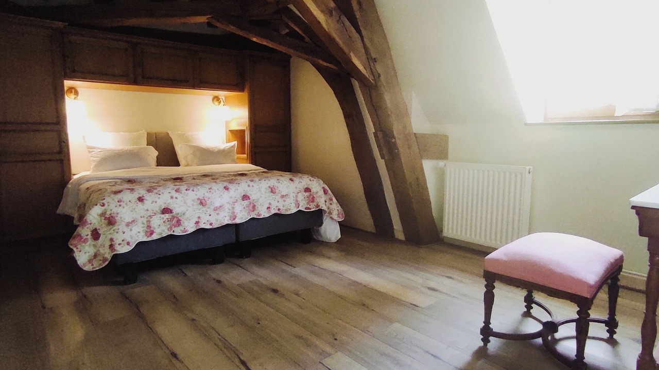 Photo of Bedroom in Saint-Etienne-en-Bresse