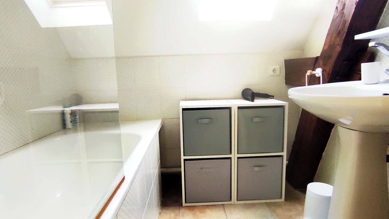 Photo of Bathroom in Saint-Etienne-en-Bresse