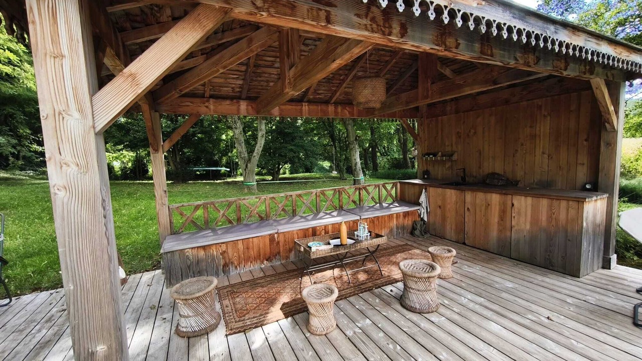 Photo of Outdoor in Anneyron
