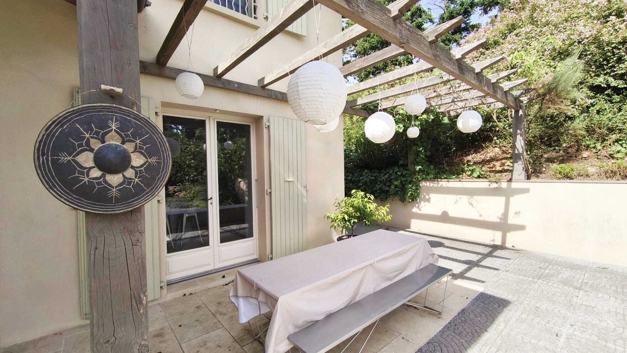 Photo of Patio Balcony in Anneyron