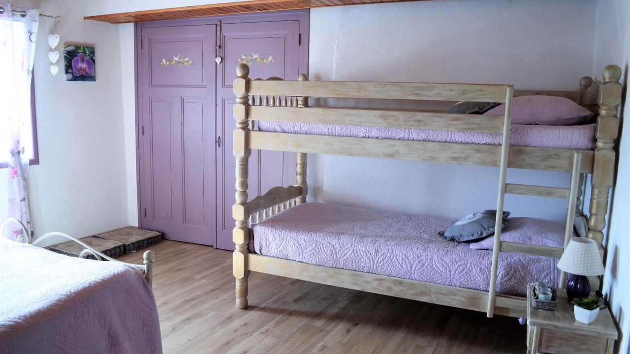 Photo of Bedroom in Saint-Romain
