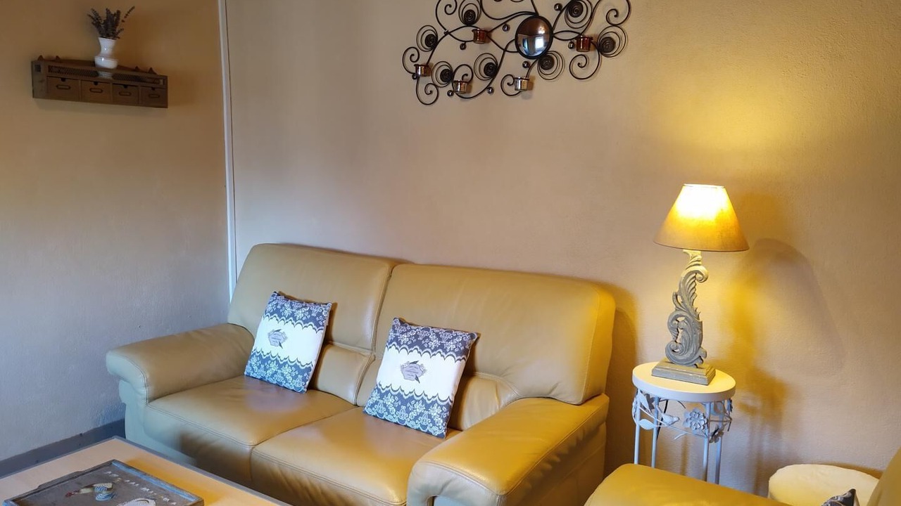 Photo of Livingroom in Saint-Romain
