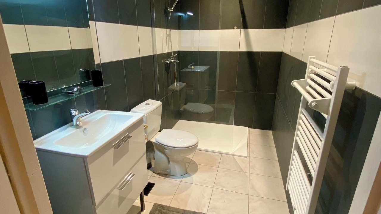 Photo of Bathroom in Mercuer