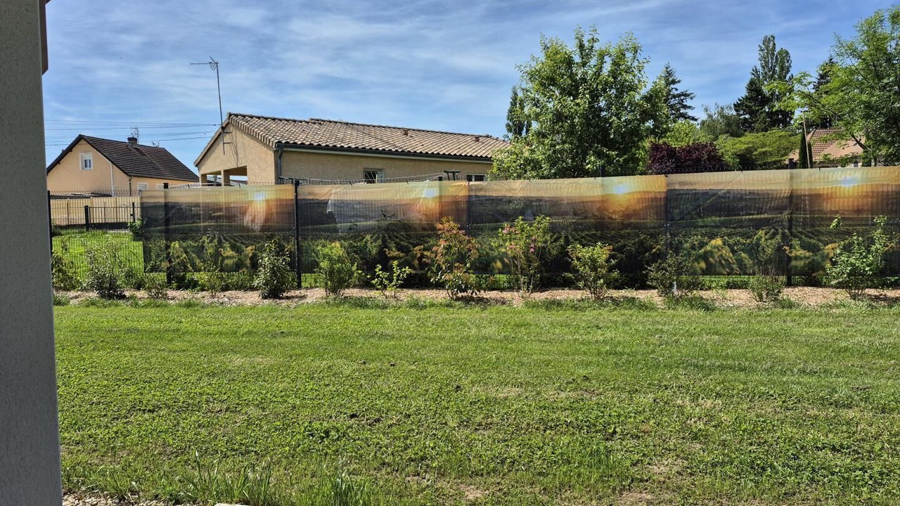Photo of Outdoor in Jugy
