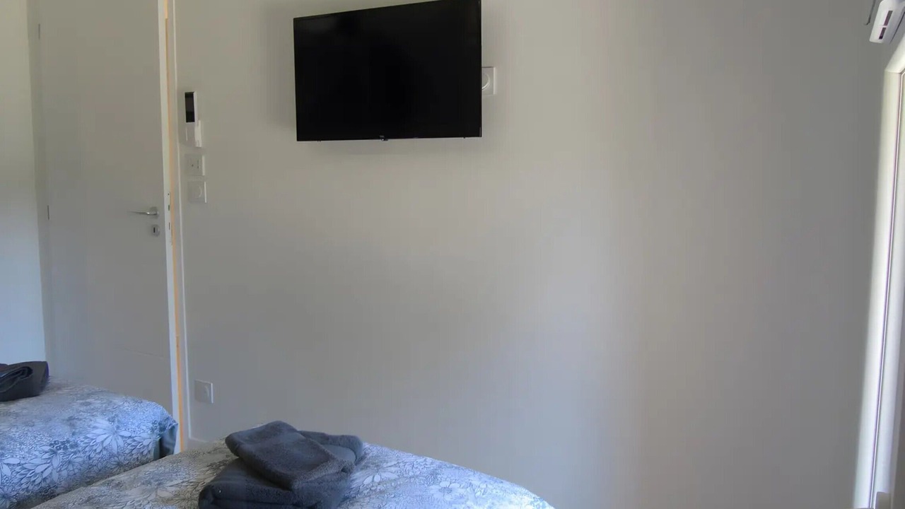 Photo of Bedroom in Montoison