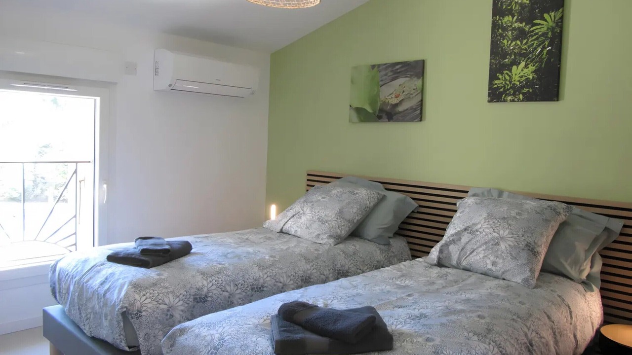 Photo of Bedroom in Montoison