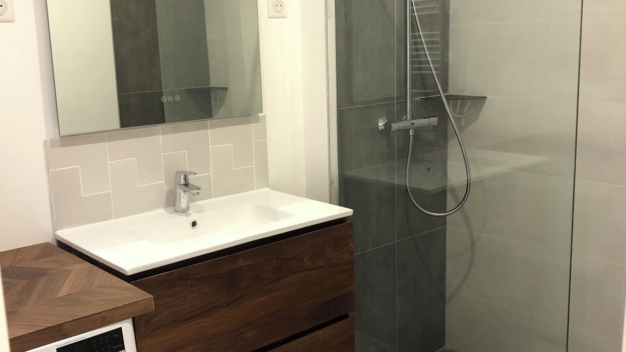 Photo of Bathroom in Charenton-le-Pont