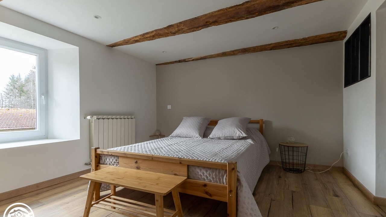 Photo of Bedroom in Job