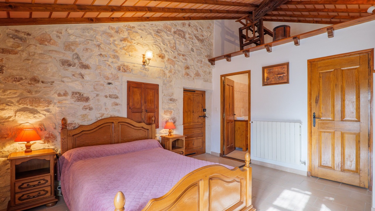Photo of Bedroom in La Garde-Adhemar