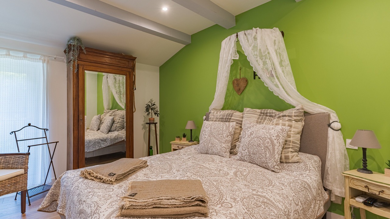 Photo of Bedroom in Puget