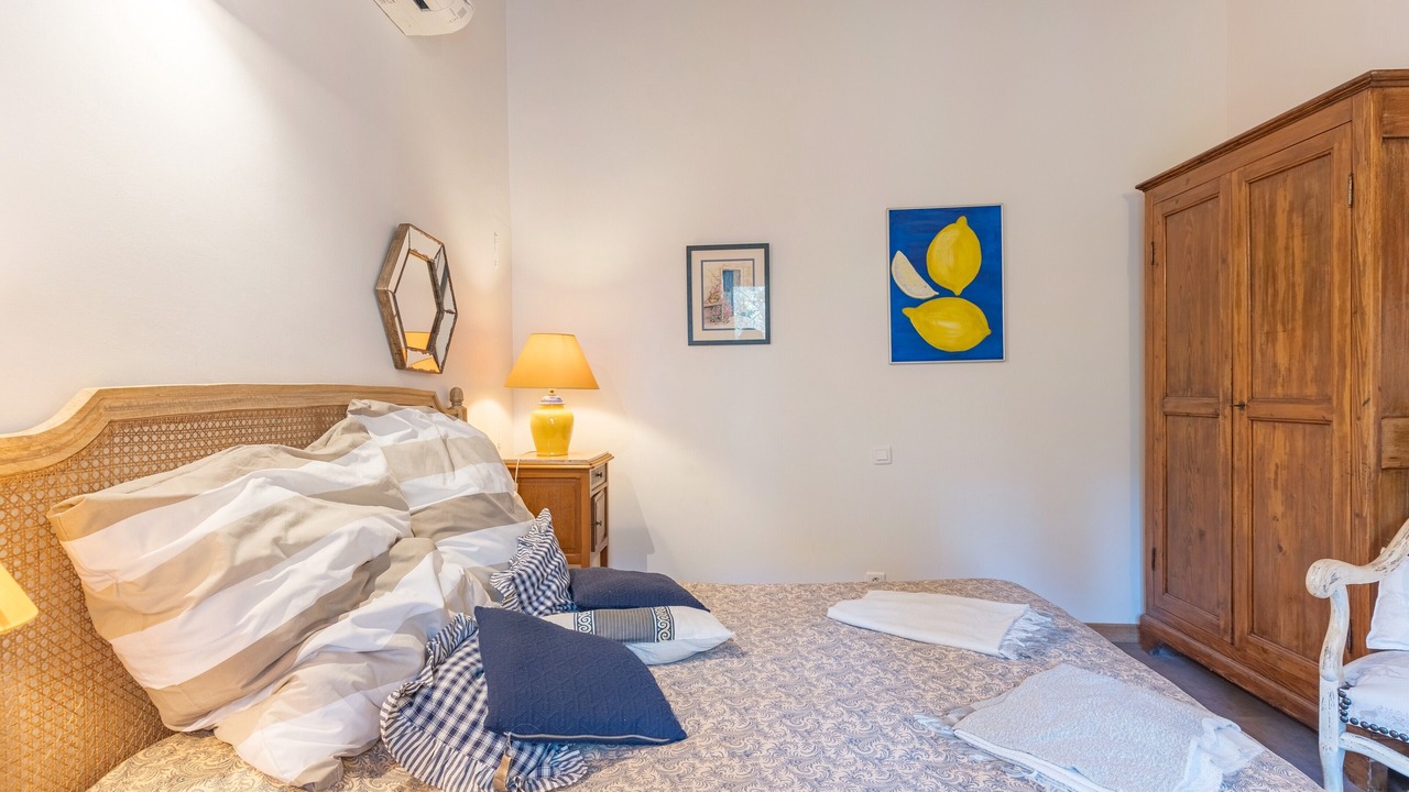 Photo of Bedroom in Puget