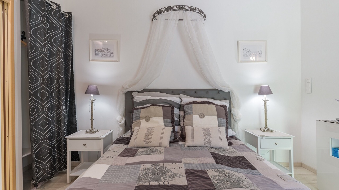 Photo of Bedroom in Puget