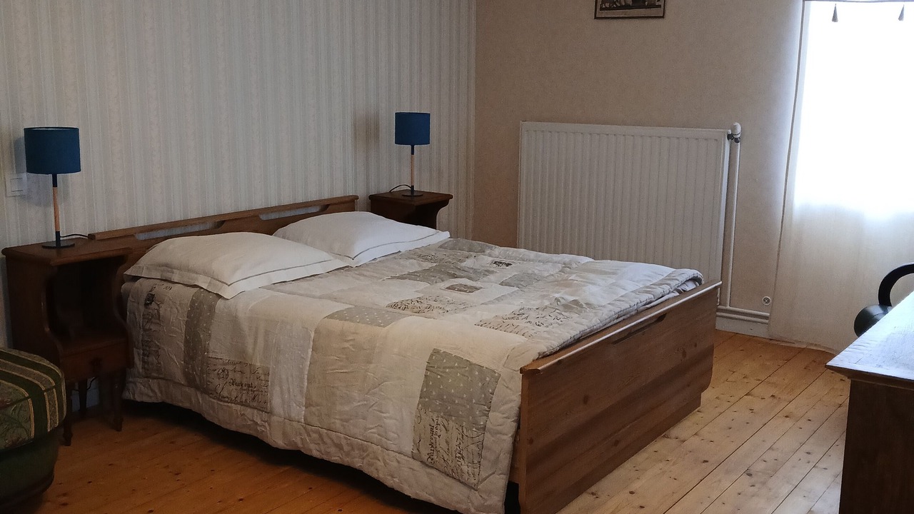 Photo of Bedroom in Saint-Julien-de-l'Herms