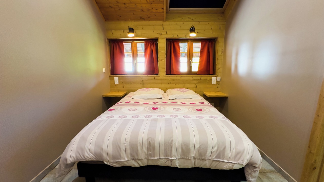 Photo of Bedroom in Arc-sous-Cicon