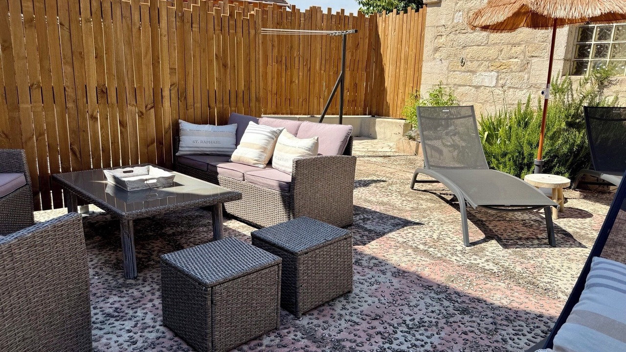 Photo of Patio Balcony in Paroisse Simon-Pierre-des-Rivieres