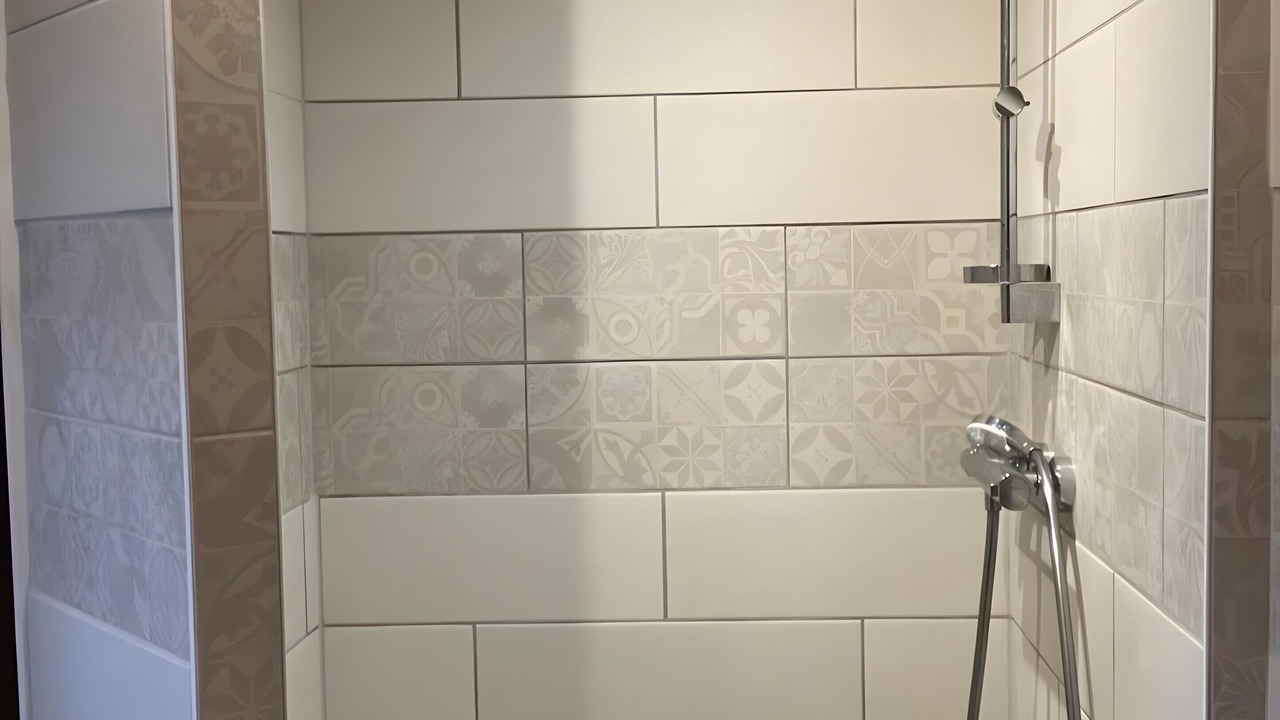 Photo of Bathroom in Molamboz