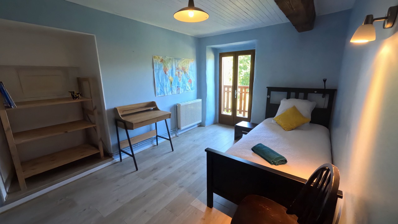 Photo of Bedroom in Vaulnaveys-le-Haut