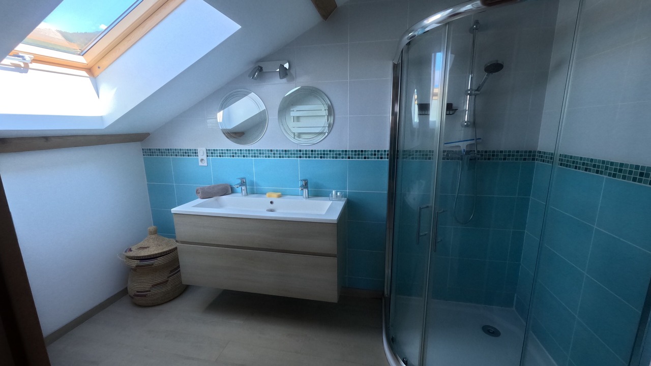 Photo of Bathroom in Vaulnaveys-le-Haut