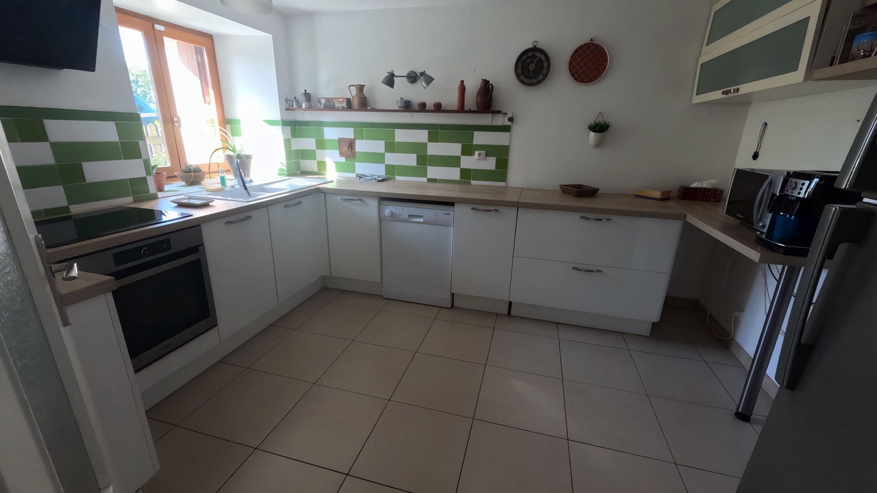 Photo of Kitchen in Vaulnaveys-le-Haut
