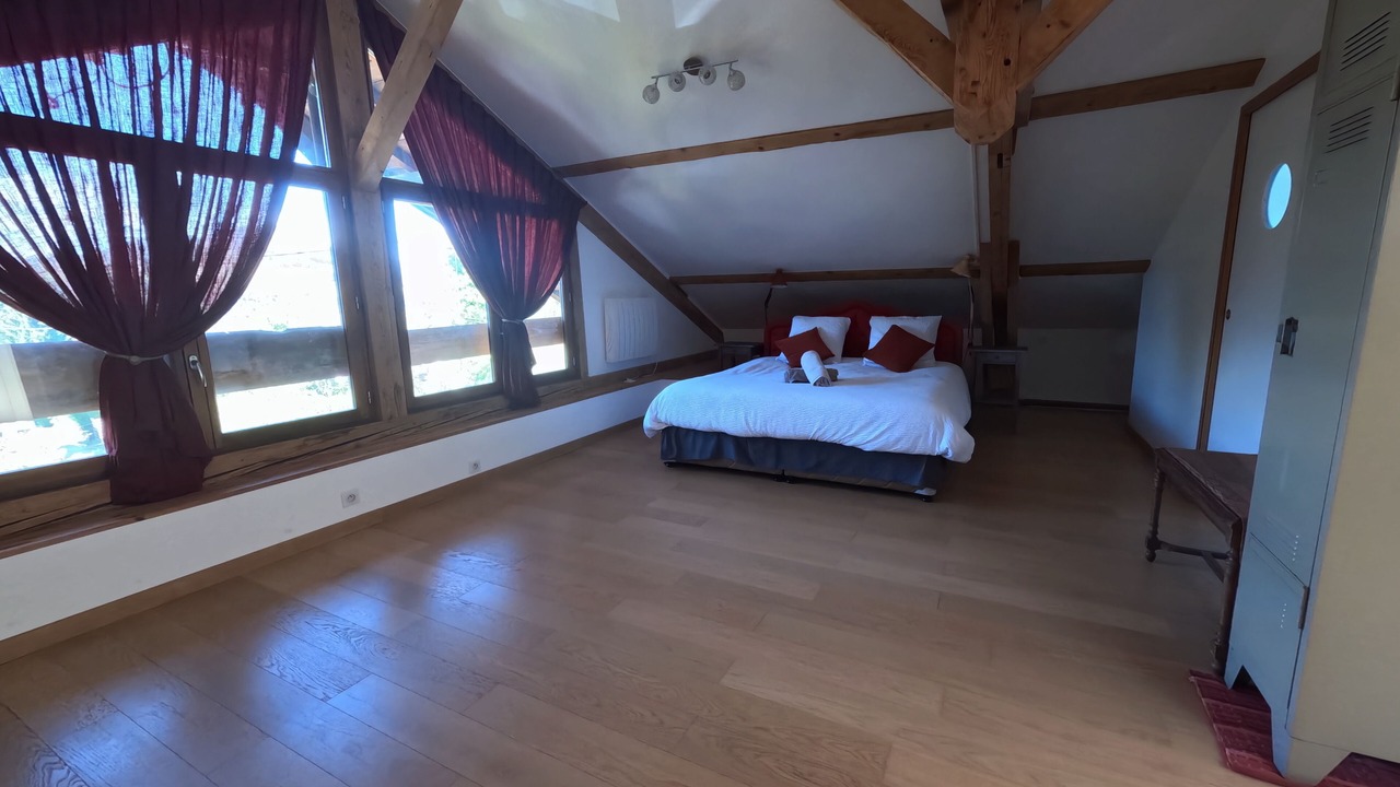Photo of Bedroom in Vaulnaveys-le-Haut