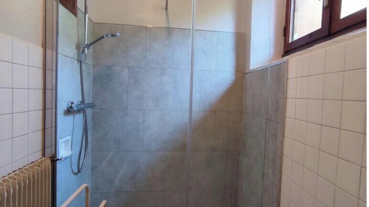 Photo of Bathroom in Florentin-la-Capelle