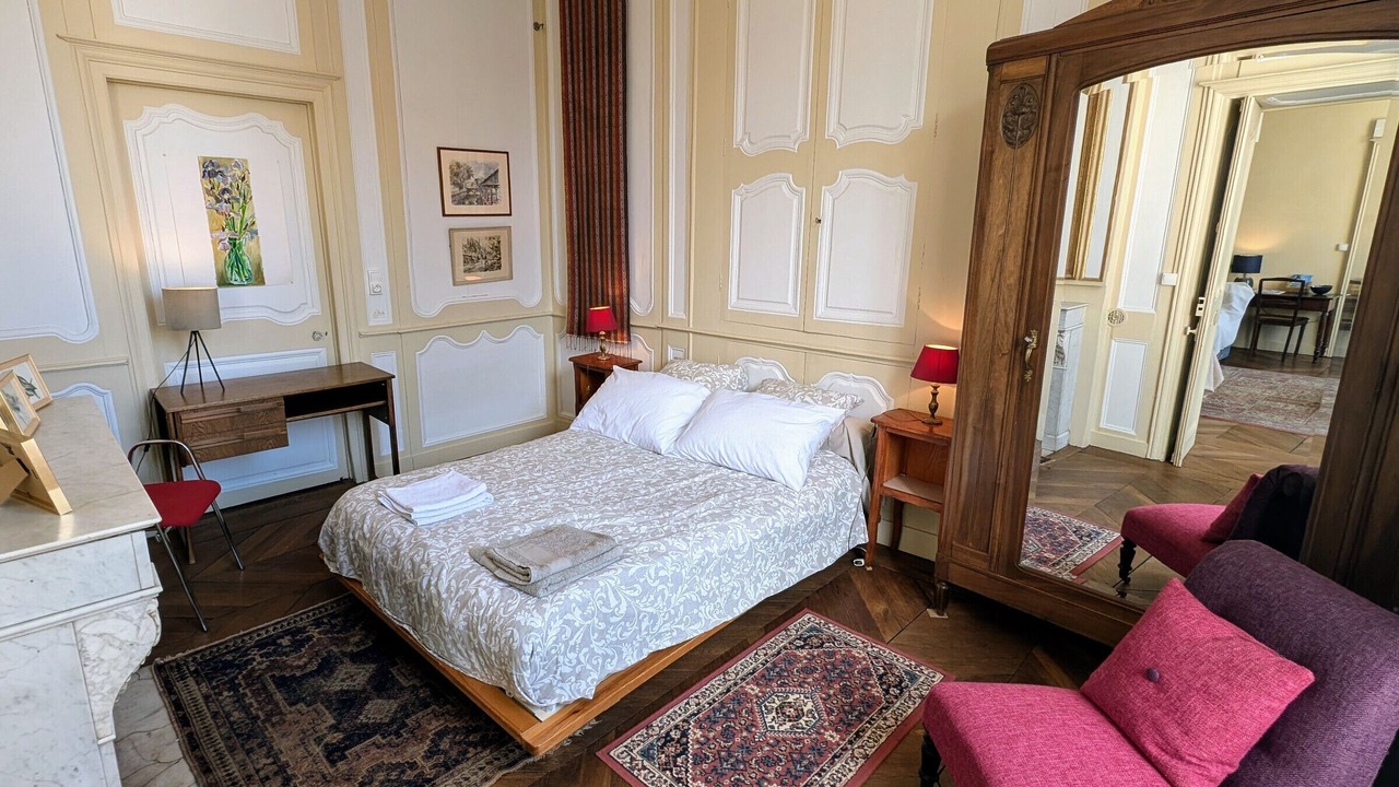 Photo of Bedroom in Vesoul